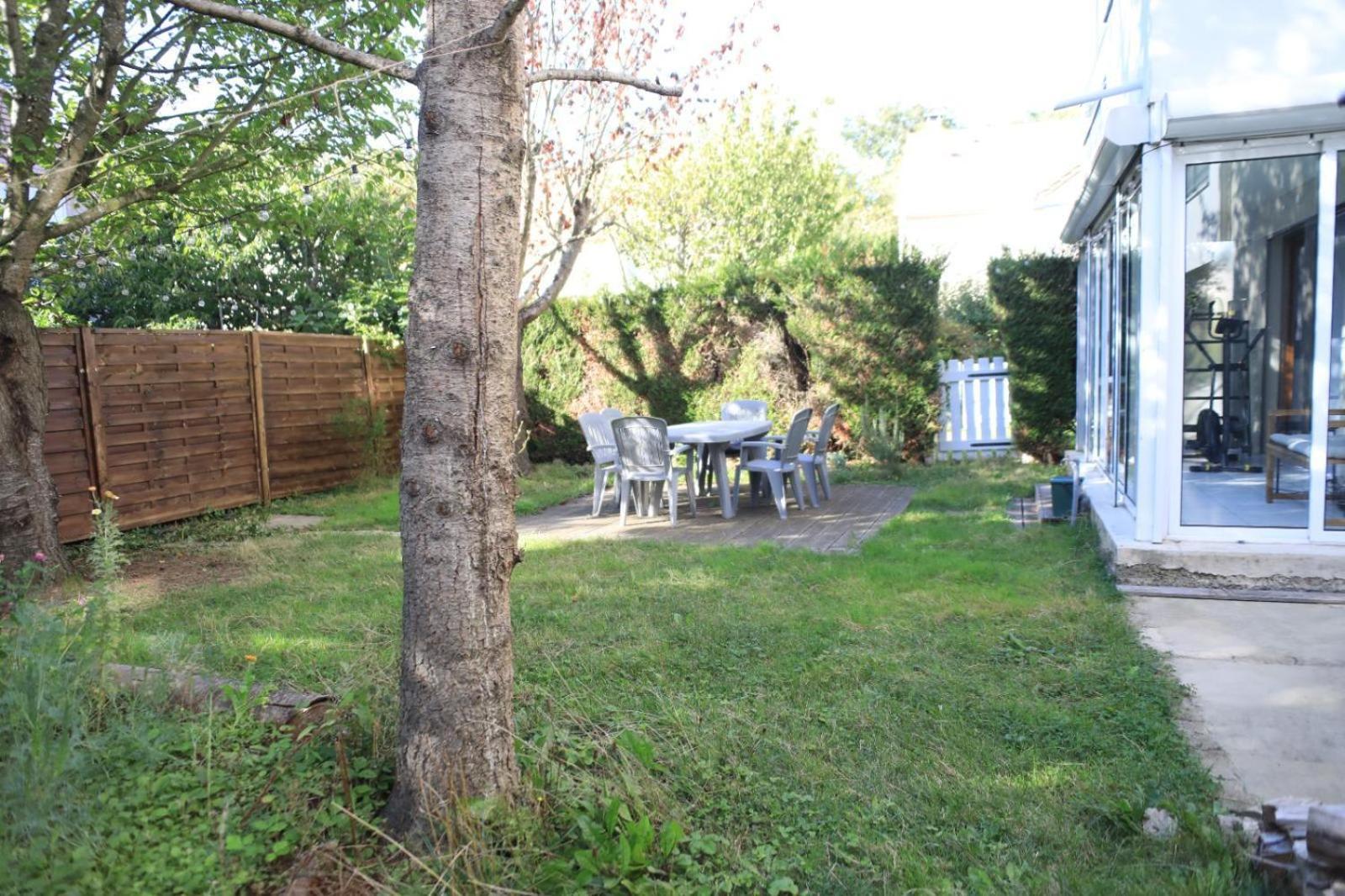 Calme Avec Jardin Proche De Paris Apartment Evry-Gregy-sur-Yerre