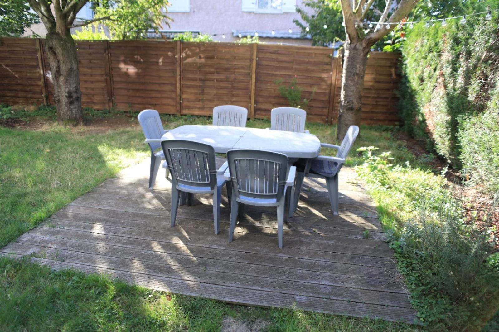 Apartment Calme Avec Jardin Proche De Paris